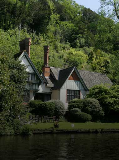 French Country Cottage A Comfortable Stay Within Nature